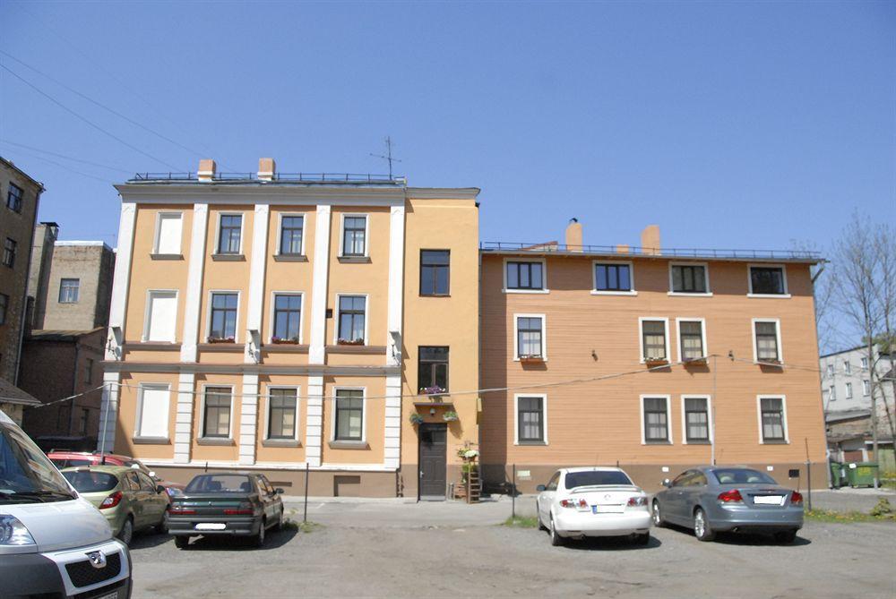 Hotel Knights Court Riga Esterno foto