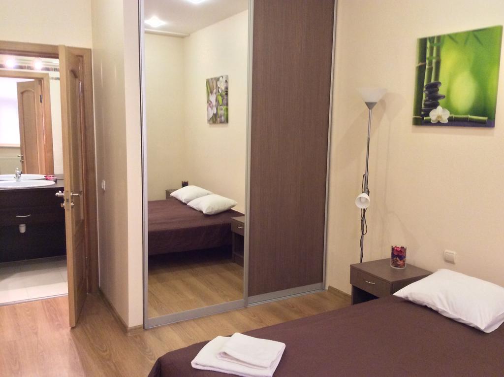 Hotel Knights Court Riga Esterno foto