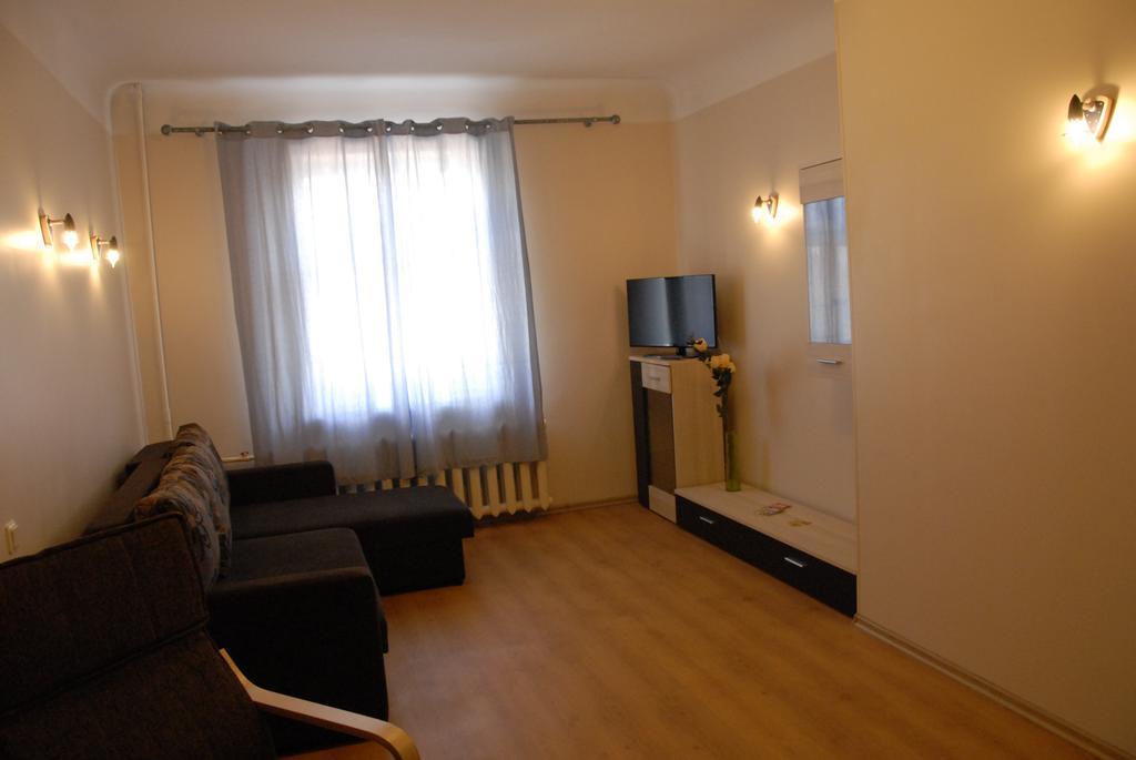 Hotel Knights Court Riga Esterno foto